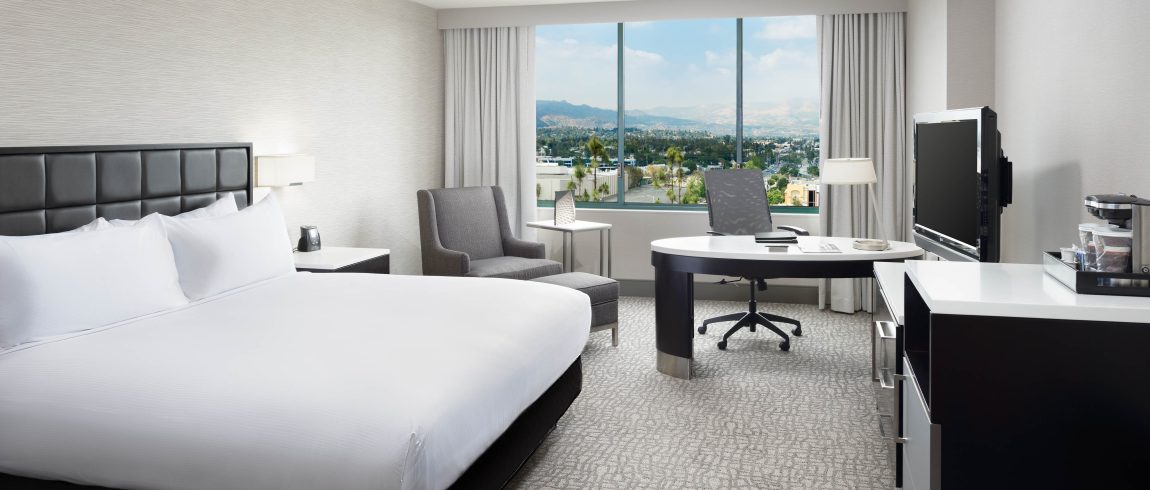 King Sized Bed Room
